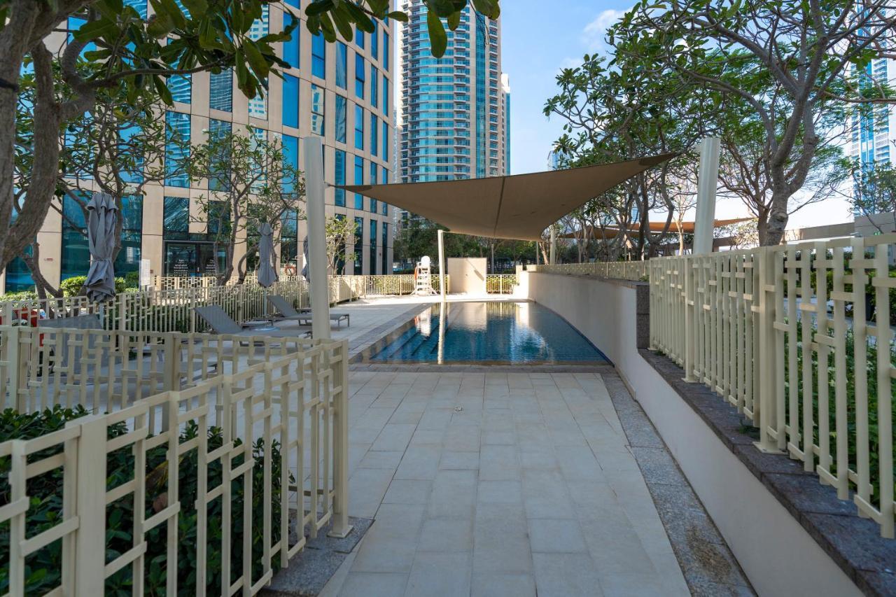 Prestige Living 1Br With Full Burj Khalifa View By Auberge Dubaj Zewnętrze zdjęcie